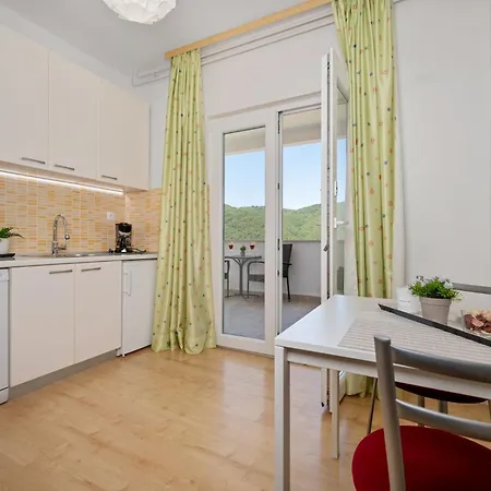 Apartman Leonardo *