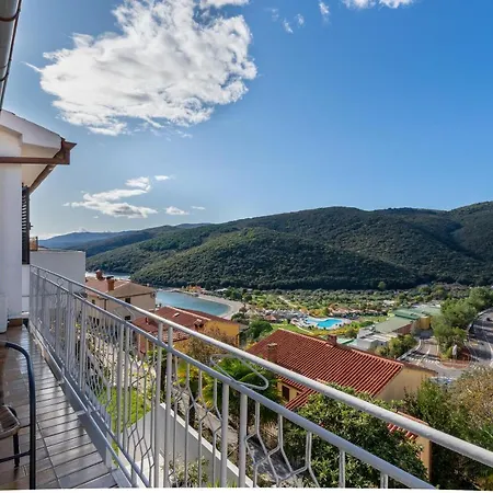 Leonardo Apartment Rabac