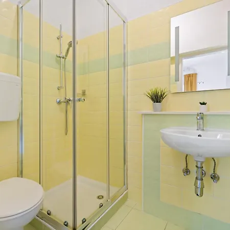 Apartment Leonardo Rabac