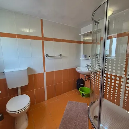 Leonardo Apartman
